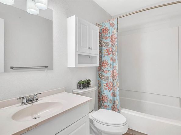 4452  Chaha Road  203, Garland Texas 75043