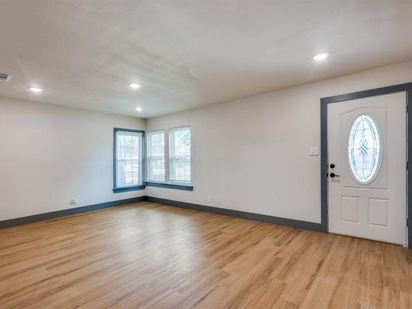 3370 W Boyce Avenue , Fort Worth Texas 76133