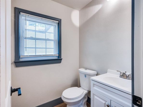 3370 W Boyce Avenue , Fort Worth Texas 76133