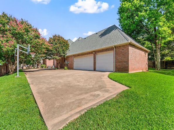 7012  Shepherds Glen , Colleyville Texas 76034