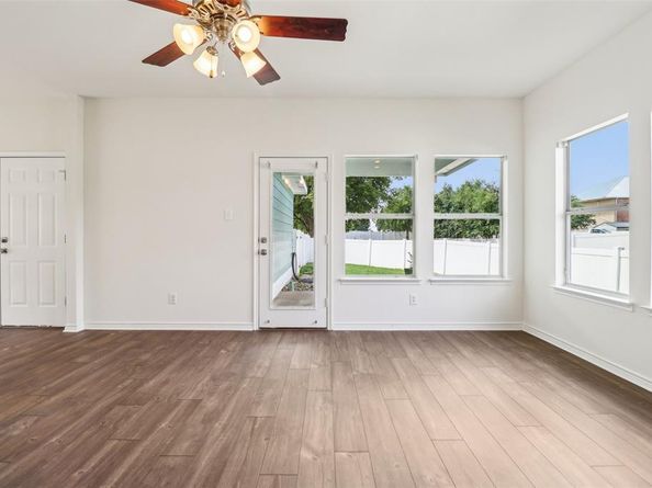 1110  Chattahoochee Drive , Savannah Texas 76227