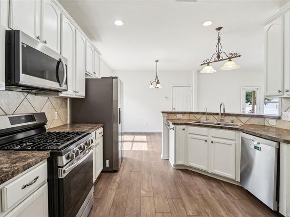 1110  Chattahoochee Drive , Savannah Texas 76227