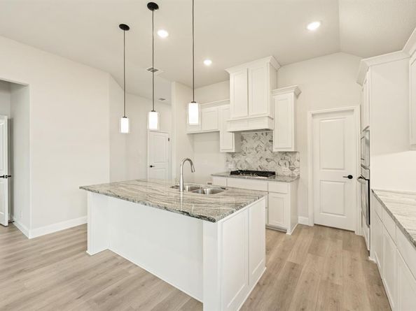 405  Atlas Cedar Drive , Glenn Heights Texas 75154