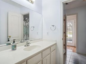 813  Hunters Glen Trail , Fort Worth Texas 76120