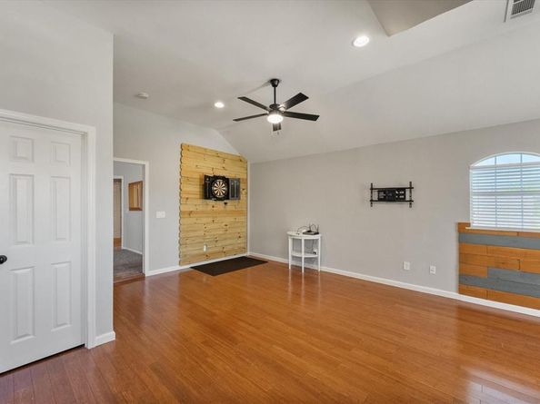 2815 S Serrano  , Grand Prairie Texas 75054