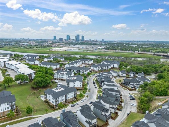 2225  Bird Street , Fort Worth Texas 76111