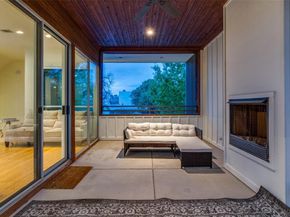 4401  Roseland Avenue  A, Dallas Texas 75204