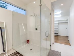 4401  Roseland Avenue  A, Dallas Texas 75204