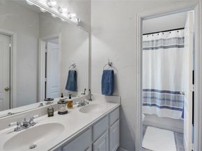 1805  Paddington Court , Arlington Texas 76017