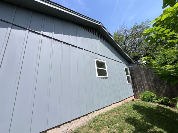 10377  Country Club Drive , Dallas Texas 75218