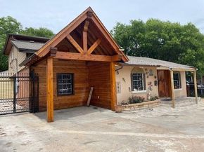 3915  Mather Court , Dallas Texas 75211