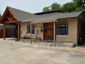 3915  Mather Court , Dallas Texas 75211
