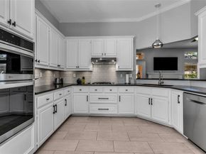 2613  Rockport Circle , Garland Texas 75044