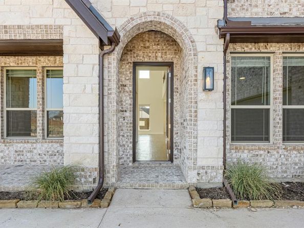 16412  Thistle Bend Drive , Fort Worth Texas 76247
