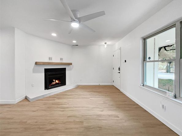 14025  Brookgreen Drive , Dallas Texas 75240