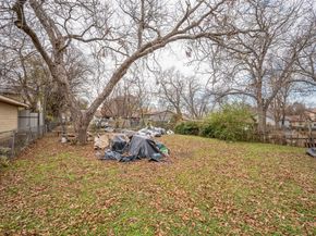 3720  Avenue M  , Fort Worth Texas 76105