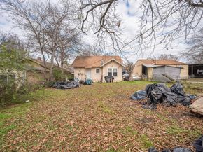 3720  Avenue M  , Fort Worth Texas 76105