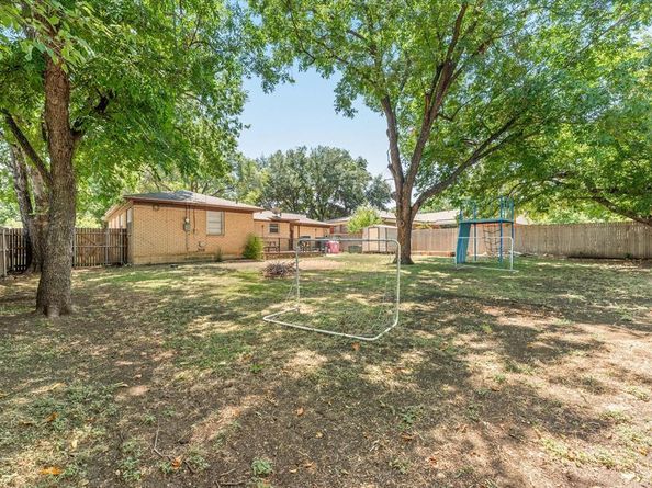 4709  Nadine Drive , Haltom City Texas 76117
