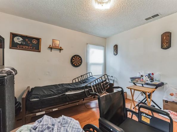 3779  Castleman Street , Fort Worth Texas 76119