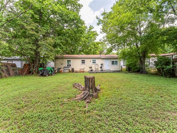 3779  Castleman Street , Fort Worth Texas 76119