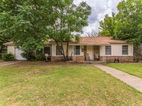 405  Lanola Court , Fort Worth Texas 76103