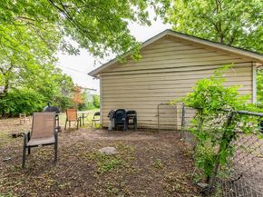 405  Lanola Court , Fort Worth Texas 76103