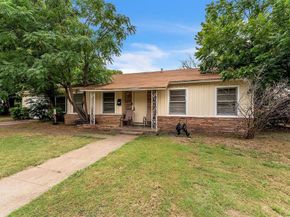 405  Lanola Court , Fort Worth Texas 76103