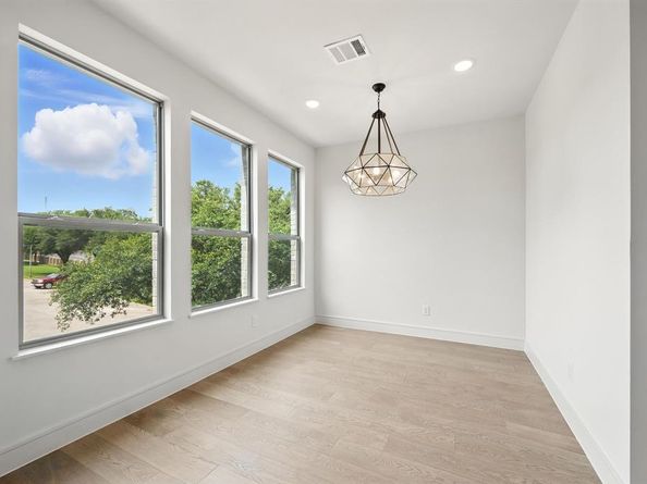 1364  Cherry Hills Lane , Irving Texas 75038