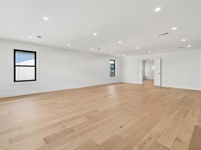 7619  Robin Road , Dallas Texas 75209