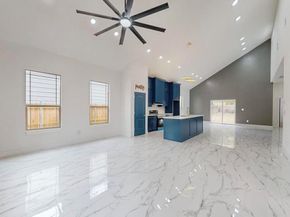 4316  Penrod Avenue , Cockrell Hill Texas 75211