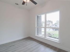 2613  Chestnut Avenue , Fort Worth Texas 76164