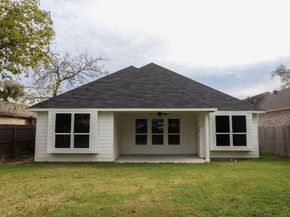 2613  Chestnut Avenue , Fort Worth Texas 76164