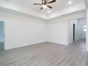 2613  Chestnut Avenue , Fort Worth Texas 76164