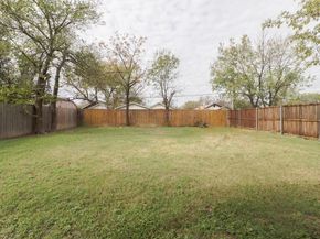 2613  Chestnut Avenue , Fort Worth Texas 76164