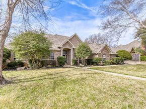 27  Wellington Oaks Circle , Denton Texas 76210