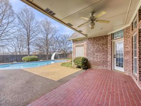 27  Wellington Oaks Circle , Denton Texas 76210
