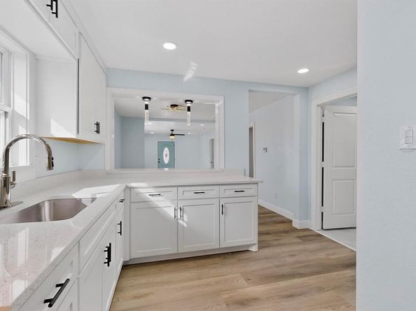 1502  Montague Avenue , Dallas Texas 75216