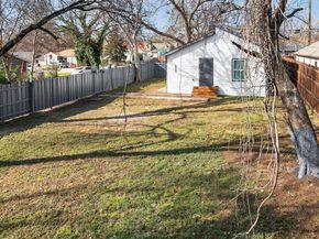 1502  Montague Avenue , Dallas Texas 75216