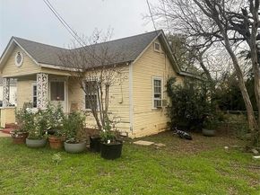 2524  Oakwood Terrace , Haltom City Texas 76117