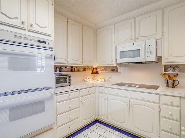 3913  Willow Way Road , Fort Worth Texas 76133