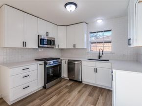 3072  Mark Twain Drive , Farmers Branch Texas 75234