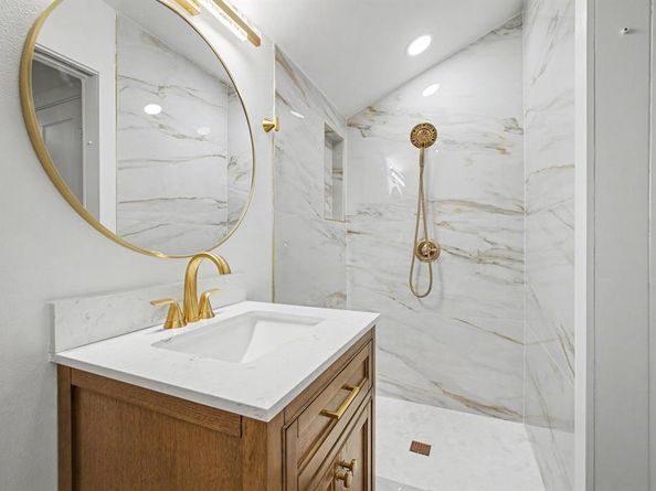 7518  Caillet Street , Dallas Texas 75209