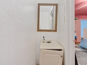 610 W 12th Street , Dallas Texas 75208