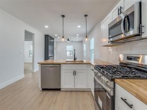 2332  Poplar Street , Dallas Texas 75215