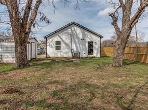 2332  Poplar Street , Dallas Texas 75215