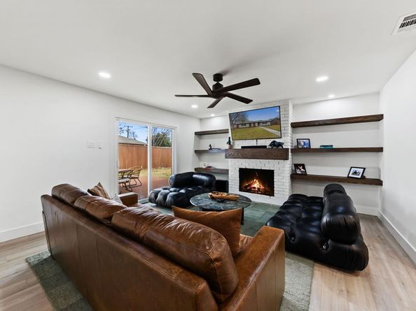 8426  Bocowood Drive , Dallas Texas 75228