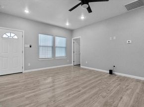 3512  Hamilton Avenue , Dallas Texas 75210