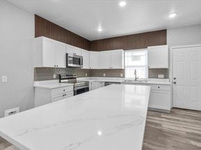 3512  Hamilton Avenue , Dallas Texas 75210