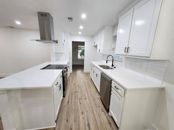 4102  Cedar Creek Drive , Garland Texas 75043