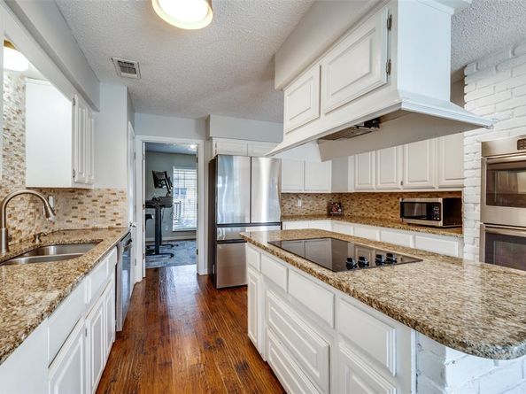 2720  Prairie Creek Court , Plano Texas 75075